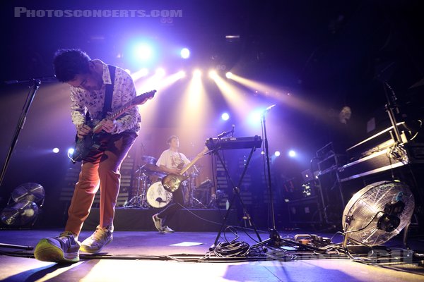 THE WOMBATS - 2022-04-29 - PARIS - La Machine (du Moulin Rouge) - Matthew Murphy - Tord Overland-Knudsen